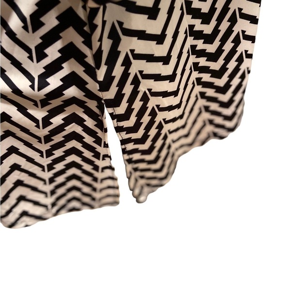 ACCENT Top Dark Brown and Cream - Picture 5 of 10